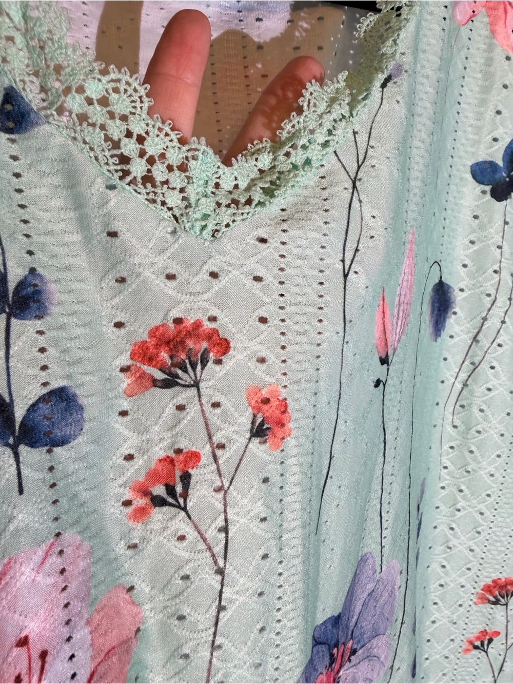 SHEIN Mint Floral V-Neck Crochet-Trim Top - Picture 6 of 14